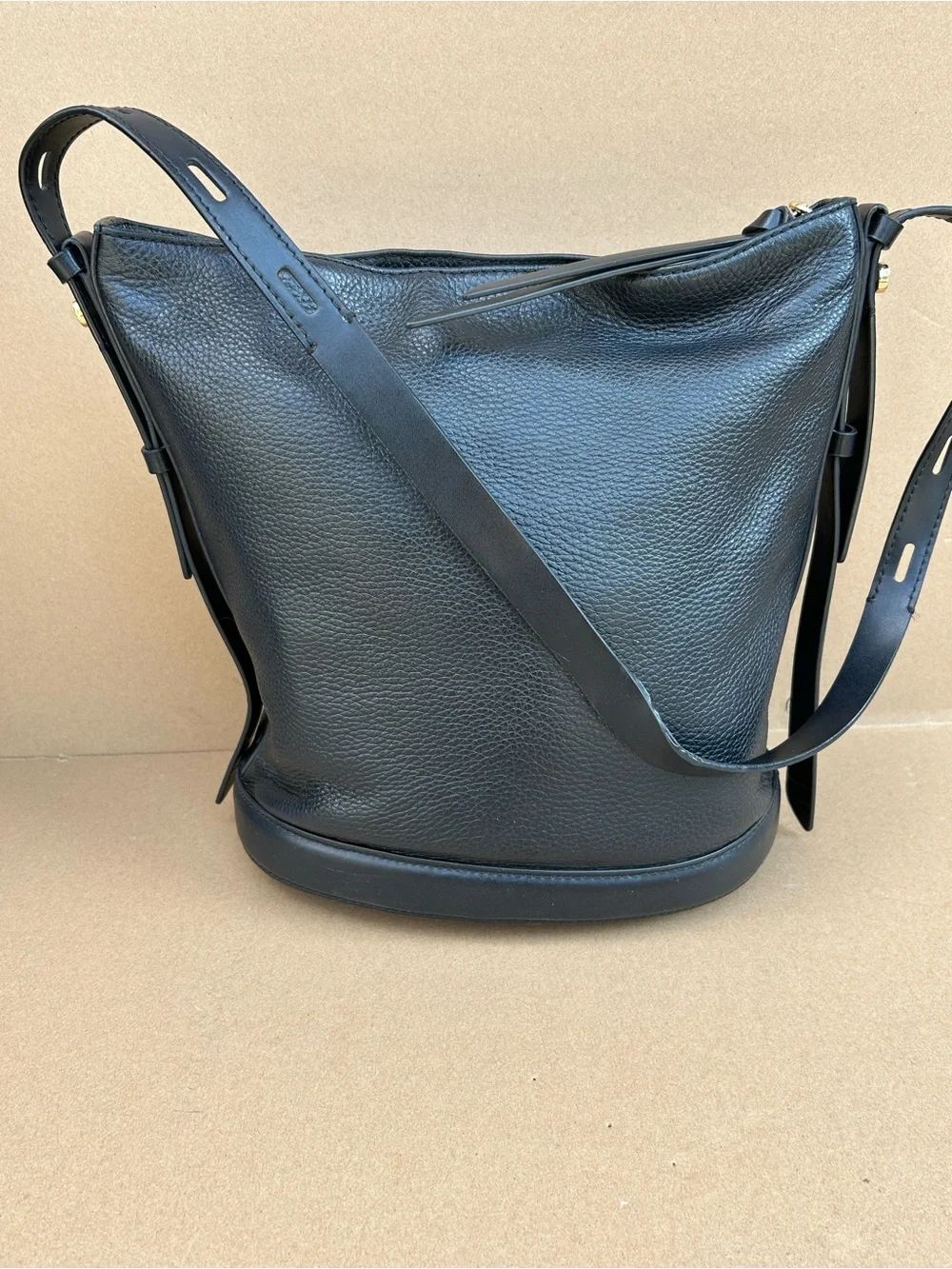 Michael Kors Reese Pebbled Leather Shoulder Tote Bucket Bag Chain Large Black